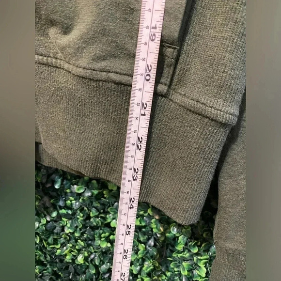 Lululemon Fireside Scuba Hoodie Jacket Cable Knit Detail - Size 10 in Olive - Picture 8 of 9